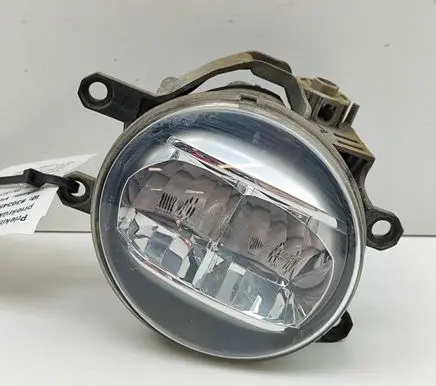 Toyota Land Cruiser (BJ70) Front fog light 8122152120