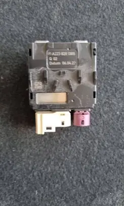 Mercedes-Benz S W223 USB socket connector A2238201305