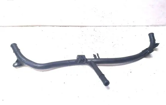 Volkswagen PASSAT B8 Brake vacuum hose/pipe 04E121070