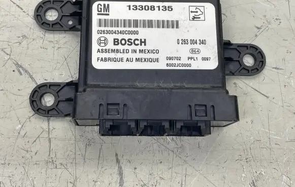Opel Insignia A Parking PDC control unit/module 13308135