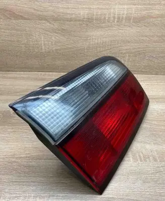 Mazda 626 Tailgate rear/tail lights R2267