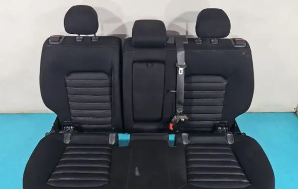 Ford Mondeo MK V Second row seats IMPRK1399390