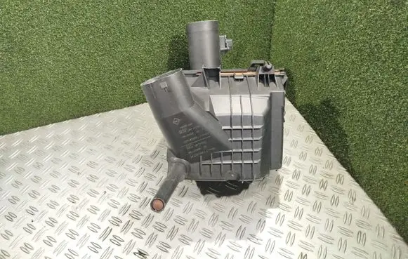 Air filter box