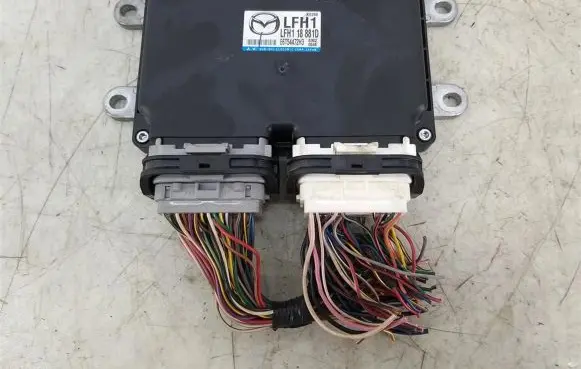 Mazda 6 Engine control unit/module LFH118881D