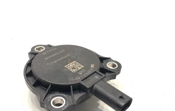 Nissan Qashqai J12 Camshaft position sensor 2379691C0N