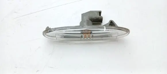 Lexus IS 220D-250-350 Front fender indicator light