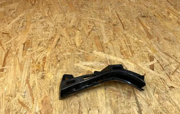 Suzuki Swift III Front bumper mounting bracket 71734-52R0