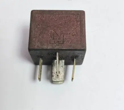 Renault Laguna I Other relay 12V25A03612