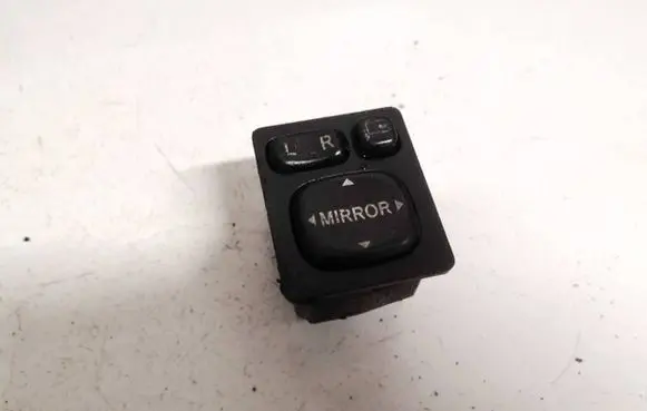 Toyota Avensis Verso Wing mirror switch 183575