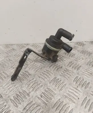 Volkswagen Golf VI Electric auxiliary coolant/water pump 5N0965561A