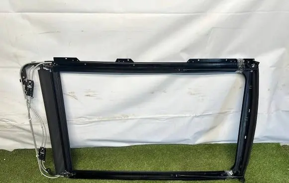 Ford Edge II Sunroof glass 