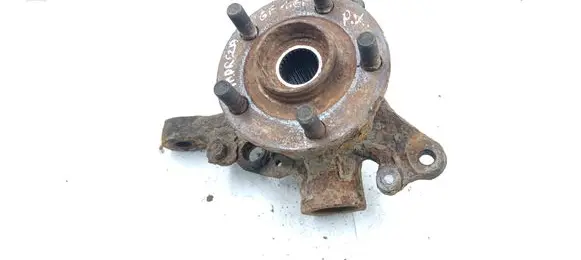 Subaru Impreza I Front wheel hub