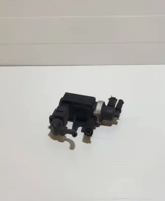 Volkswagen Caddy Turbo solenoid valve 1J0906627 01T237 72290320