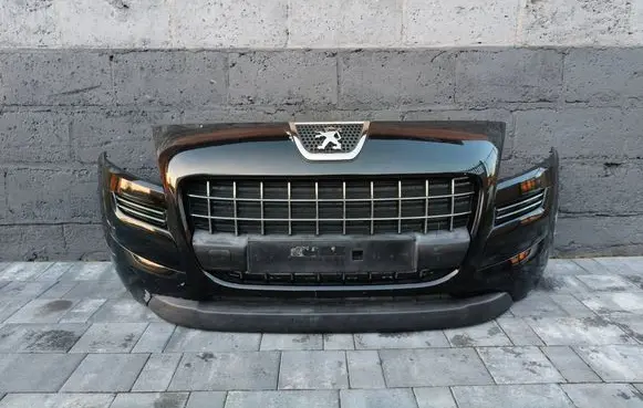 Peugeot 3008 I Front bumper 