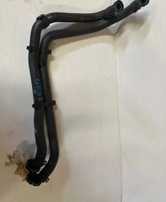 Jaguar F-Pace Engine coolant pipe/hose GX7318C266AD Y9318C26AAW