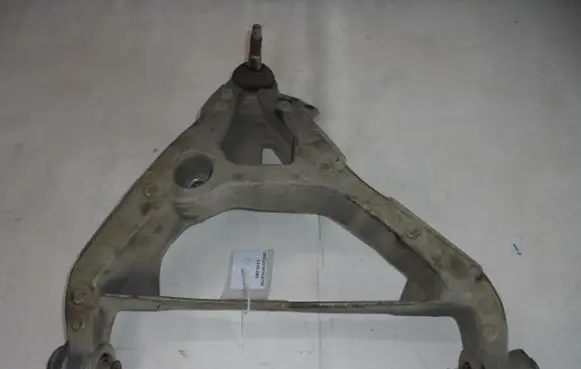 Lincoln Navigator Front control arm 2L14-3042