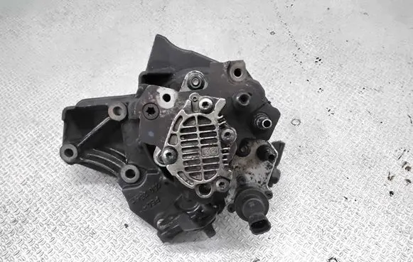 Renault Laguna II Fuel injection high pressure pump 8200055072