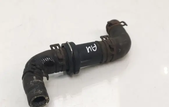 Volkswagen Golf V Engine coolant pipe/hose 1K0121113A