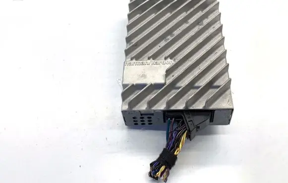 BMW 2 F22 F23 Sound amplifier 9869514