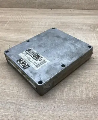 Toyota Yaris Verso Engine control unit/module ECU 8966152321