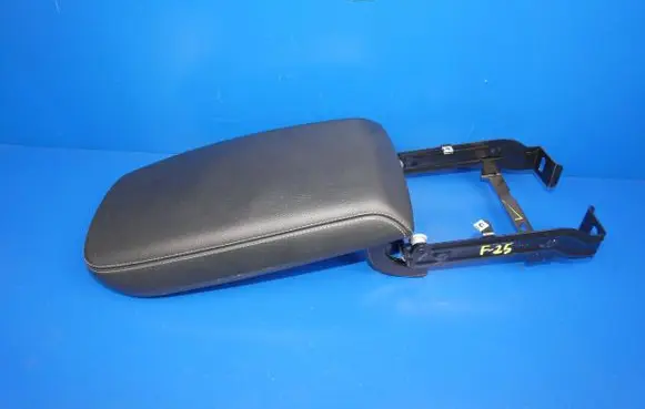 BMW X3 F25 Armrest