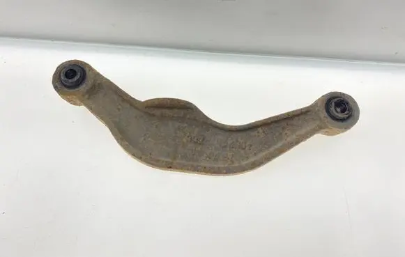 Subaru Legacy Rear control arm 20250AE03A 20250AE030 20250AE031