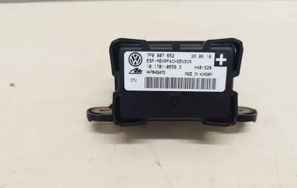 Volkswagen Touareg II ESP acceleration yaw rate sensor 7P0907652