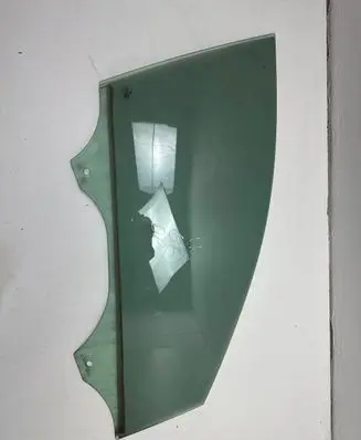 Volkswagen Golf VII Front door window glass four-door 5G4845202B E000184 43R001025