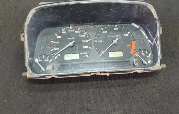 Volkswagen Polo III 6N 6N2 6NF Speedometer (instrument cluster) 6N0919860E 6160683023