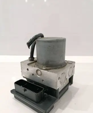 Audi A4 S4 B8 8K ABS Pump 8K0907379BF 11840872