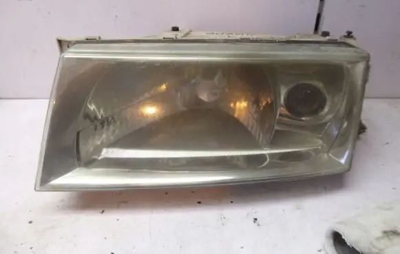 Skoda Octavia Mk1 (1U) Headlight/headlamp 1U1941015L