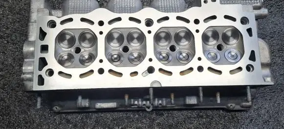 Opel Zafira A Engine head 9242094 x18xe z18xe