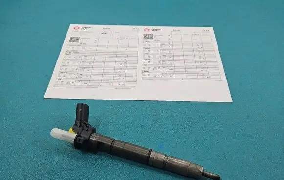 Audi A4 S4 B8 8K Fuel injector 0445116030 IMPRK1557142