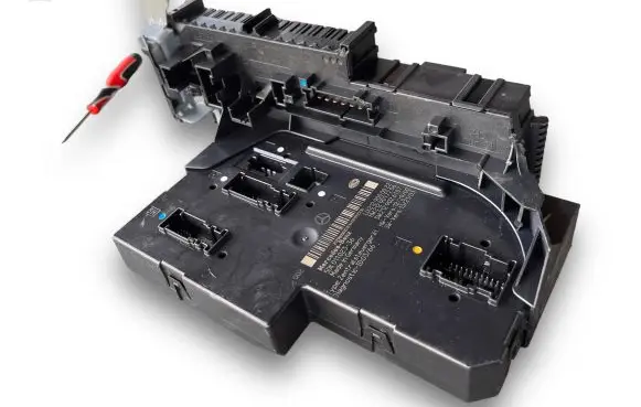 Mercedes-Benz E W212 SAM control unit A2129000022
