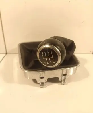 Volkswagen Golf VI Gear shifter/selector 5M0711456C