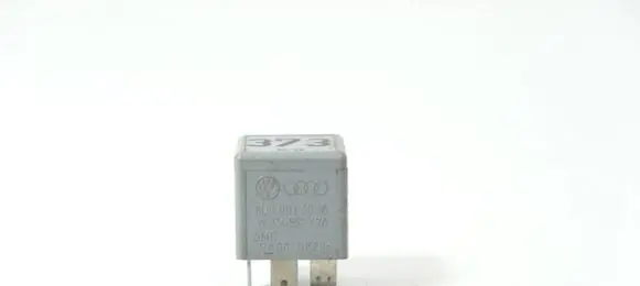Audi Q7 4L Other relay 8D0951253A