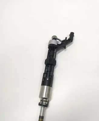 Porsche Panamera (970) Fuel injector 06M906036S 0261500545