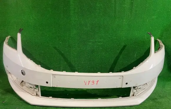 Skoda Octavia Mk3 (5E) Front bumper