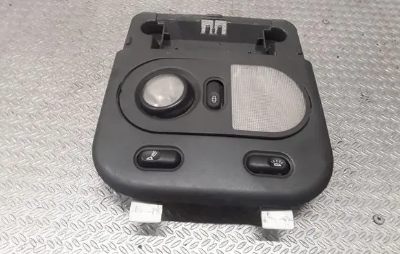 Iveco Daily 30.8 - 9 Front seat light 500315184