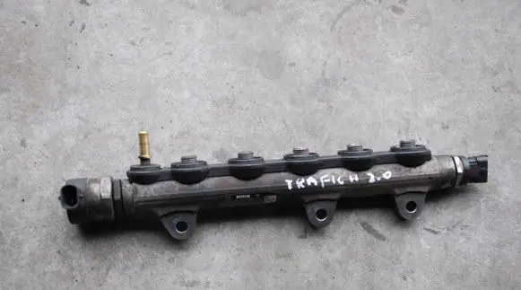 Fuel main line pipe