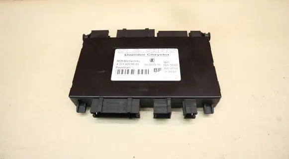 Mercedes-Benz SLK R171 Seat control module 2118208685