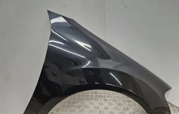 Mercedes-Benz ML W164 Fender