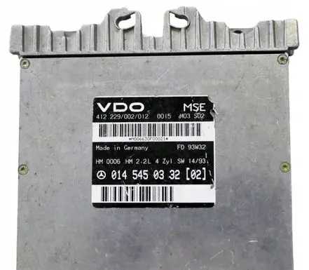 Mercedes-Benz C W203 Engine control unit/module 014545033202