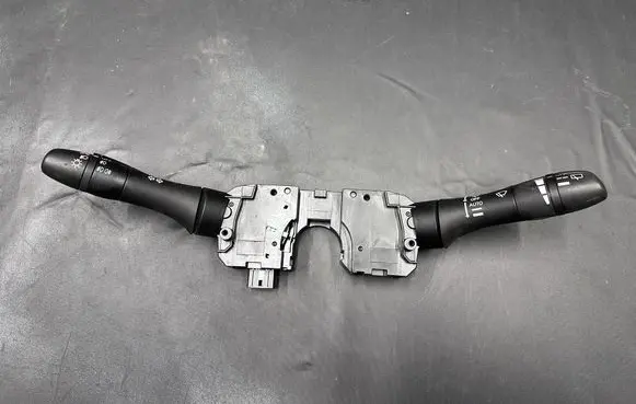 Infiniti FX Indicator stalk 78898Y7G887