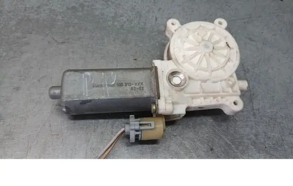 Renault Clio II Front door window regulator motor 0130822019