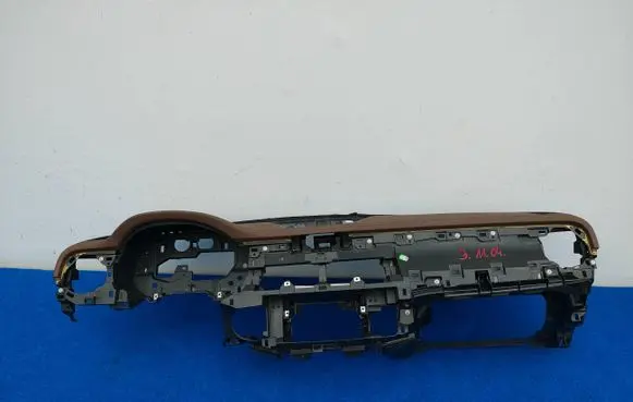 Mercedes-Benz X-class W470 Dashboard 681005XA1B