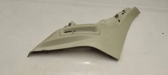 Volvo XC90 (D)pillar trim (top) 31389176