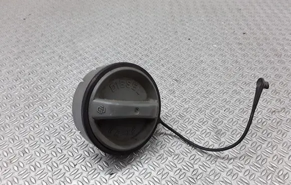 Toyota Corolla E120 E130 Fuel tank filler cap 