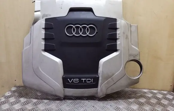 Audi A5 8T 8F Engine cover (trim) 059103925AQ