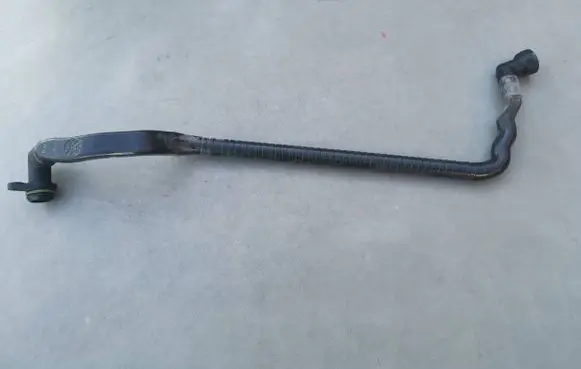Mercedes-Benz ML W166 Breather hose/pipe A2760180312